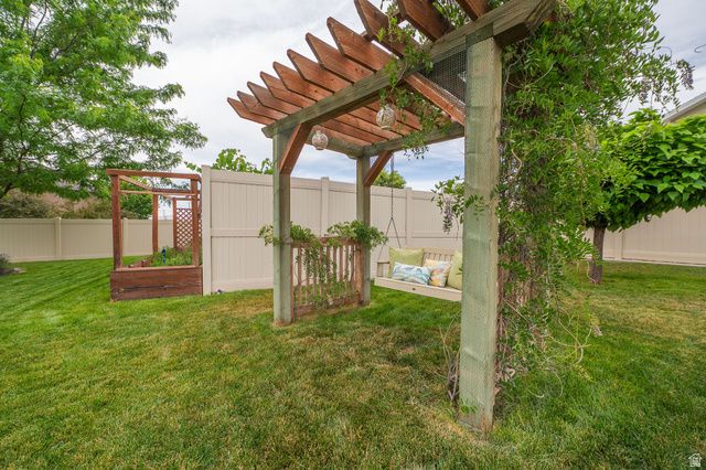 2214 W LOVELAND, Farmington, UT 84025