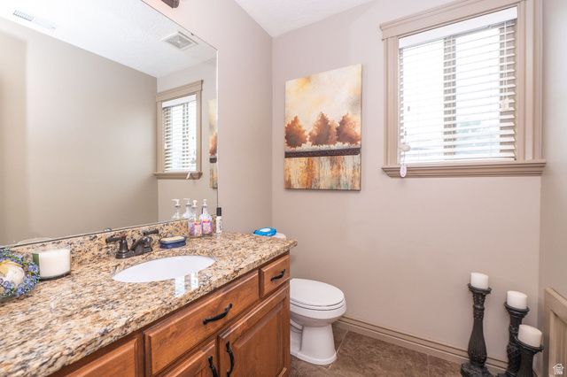 2214 W LOVELAND, Farmington, UT 84025