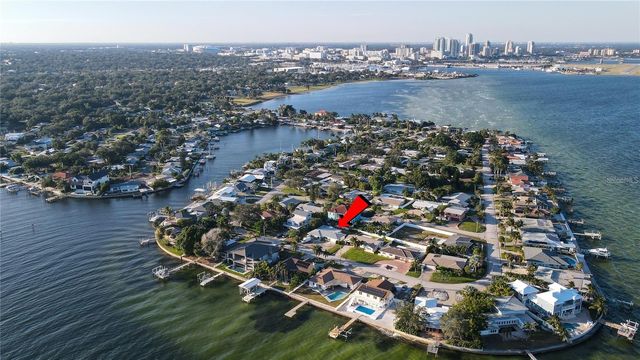 2671 W BAY ISLE DRIVE SE, St Petersburg, FL 33705
