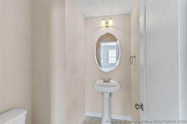 55 New London Harbor, Cameron, NC 28326