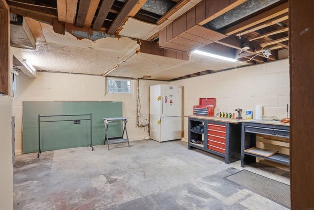 1102 Ohio Street, Waterloo, IA 50702