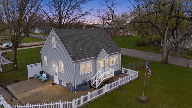 1102 Ohio Street, Waterloo, IA 50702