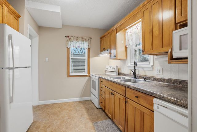 1102 Ohio Street, Waterloo, IA 50702