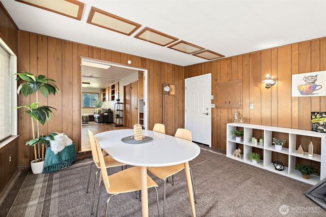 2609 Lake Youngs Court SE, Renton, WA 98058