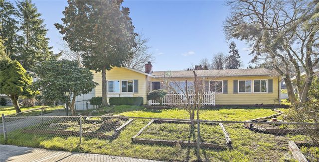 2609 Lake Youngs Court SE, Renton, WA 98058