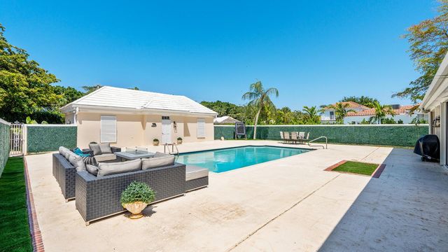 11354 Old Harbour Road, North Palm Beach, FL 33408