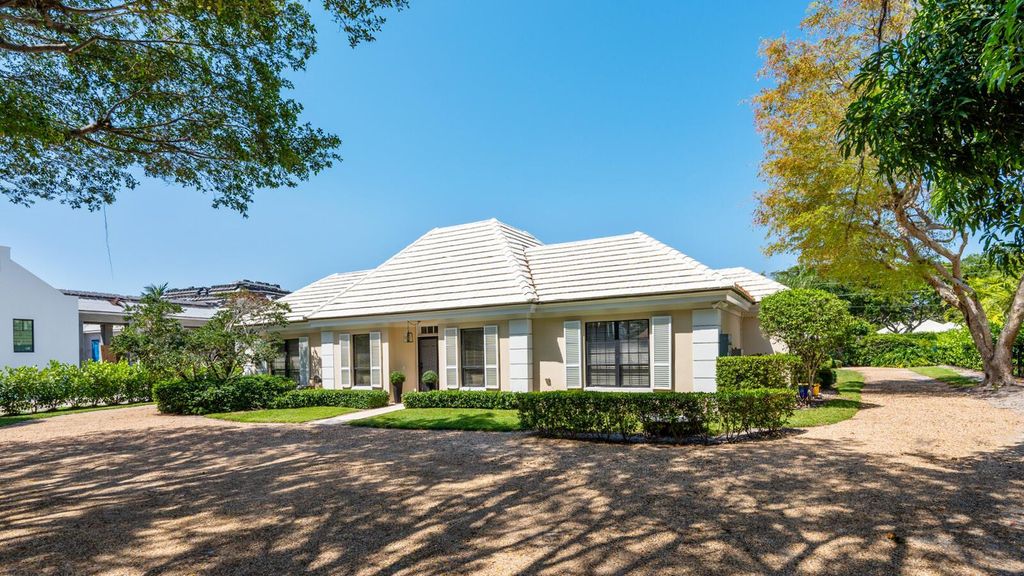 11354 Old Harbour Road, North Palm Beach, FL 33408