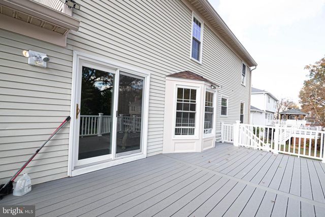 4483 EDSALL DR, Woodbridge, VA 22193