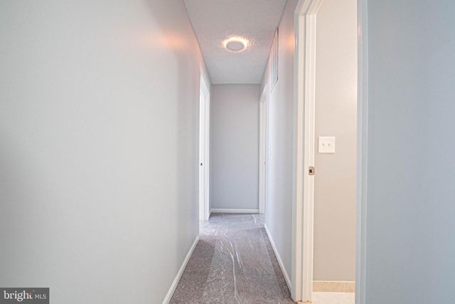 4483 EDSALL DR, Woodbridge, VA 22193