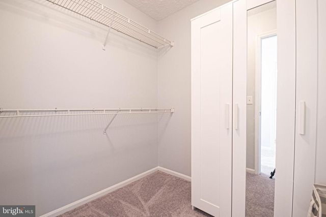 4483 EDSALL DR, Woodbridge, VA 22193