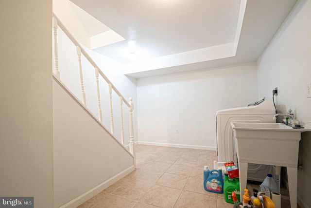 4483 EDSALL DR, Woodbridge, VA 22193