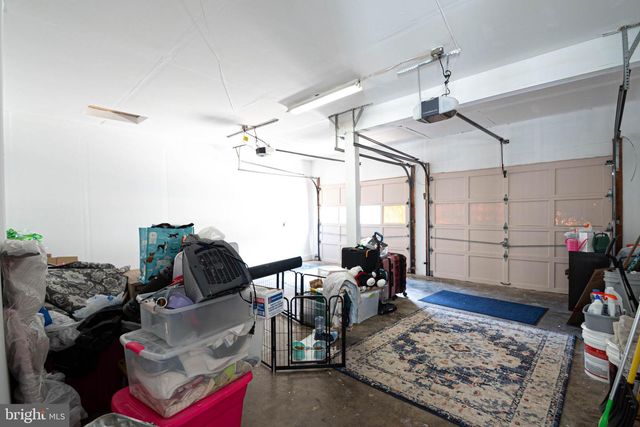 4483 EDSALL DR, Woodbridge, VA 22193