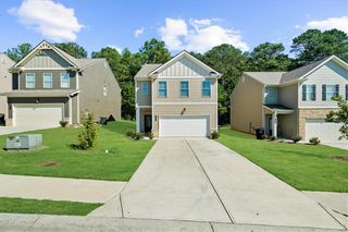 300 Harrison Dr., Calhoun, GA 30701