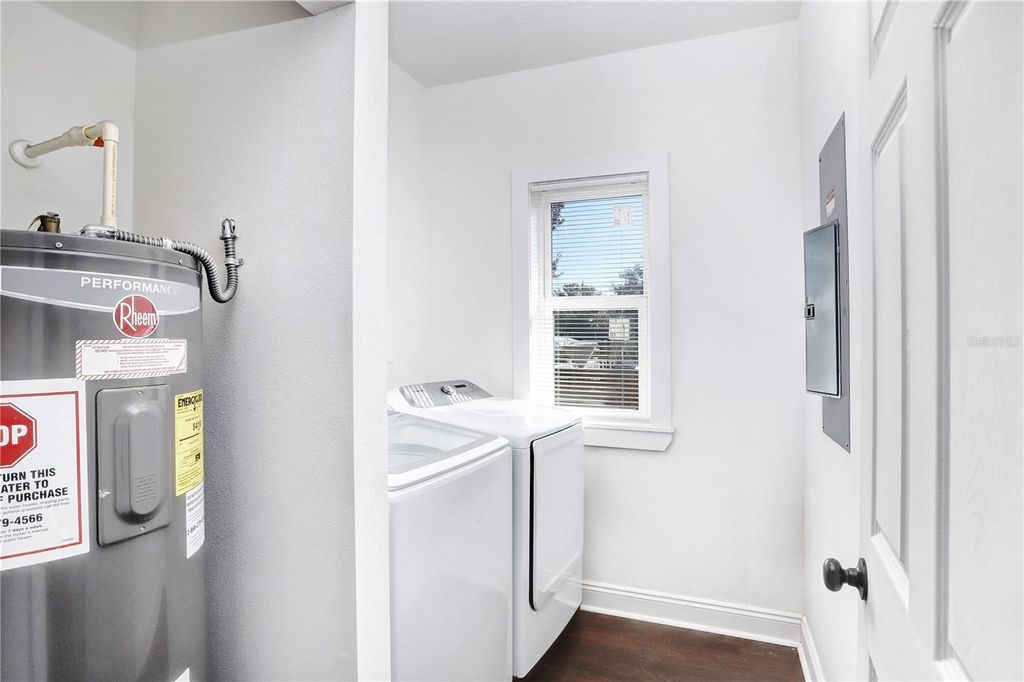 Image 12 of property listing at 3409 N JEFFERSON STREET, Tampa, FL 33603