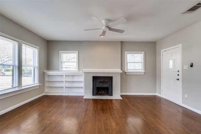 5011 Parkland Avenue, Dallas, TX 75235