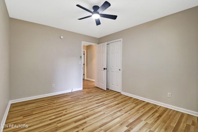 181 Bradrock St, Crossville, TN 38571