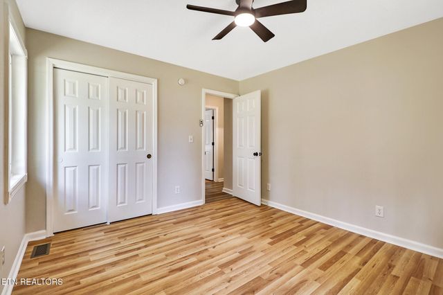 181 Bradrock St, Crossville, TN 38571