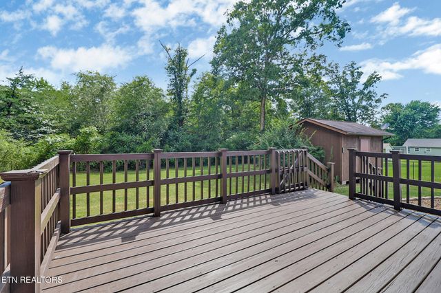181 Bradrock St, Crossville, TN 38571
