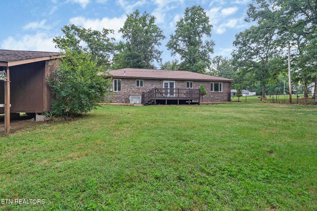 181 Bradrock St, Crossville, TN 38571