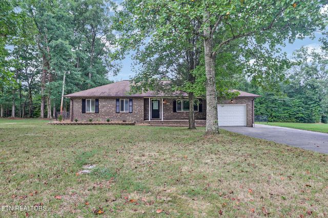 181 Bradrock St, Crossville, TN 38571