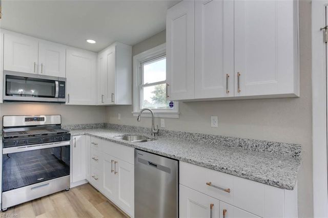 109 Woodstock ST, Portsmouth, VA 23701