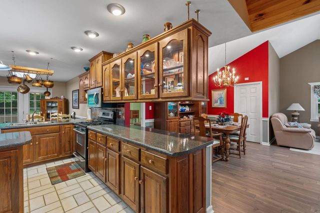 681 Pinhook Road, Calhoun, TN 37309