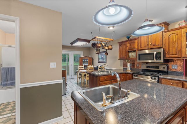 681 Pinhook Road, Calhoun, TN 37309