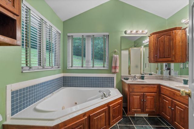 681 Pinhook Road, Calhoun, TN 37309