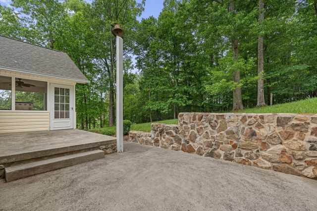 681 Pinhook Road, Calhoun, TN 37309