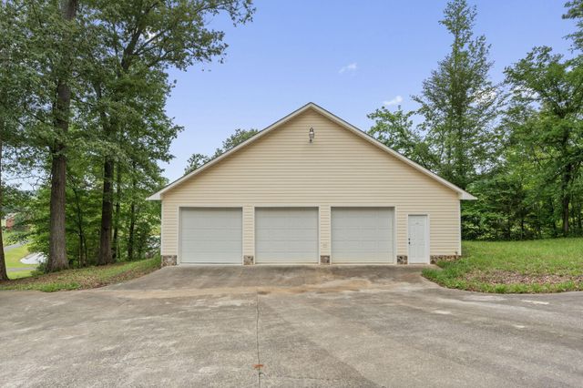681 Pinhook Road, Calhoun, TN 37309