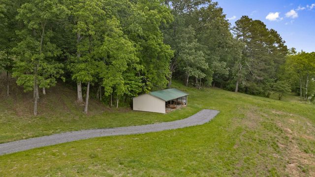 681 Pinhook Road, Calhoun, TN 37309