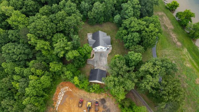 681 Pinhook Road, Calhoun, TN 37309