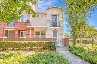 722 City Walk Pl 1, Hayward, CA 94541