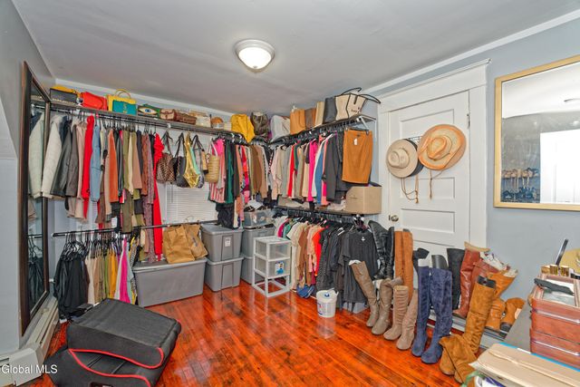 8 Catalpa Drive, Albany, NY 12209