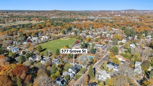 577 Grove St, Newton, MA 02462