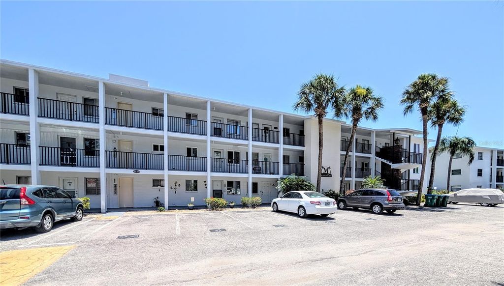 2008 CANAL DRIVE M3, Bradenton, FL 34207