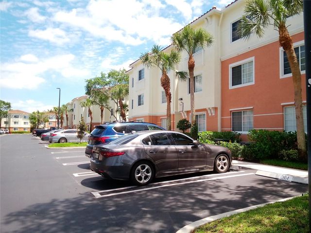9845 Baywinds Dr 6308, West Palm Beach, FL 33411