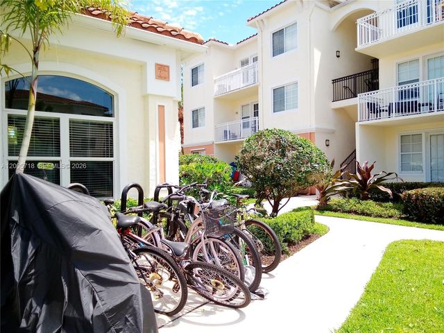 9845 Baywinds Dr 6308, West Palm Beach, FL 33411