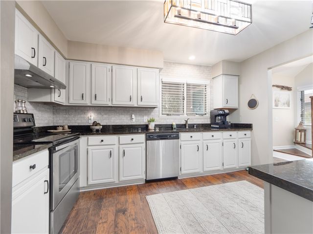 101 Barkentine Court, St Simons Island, GA 31522