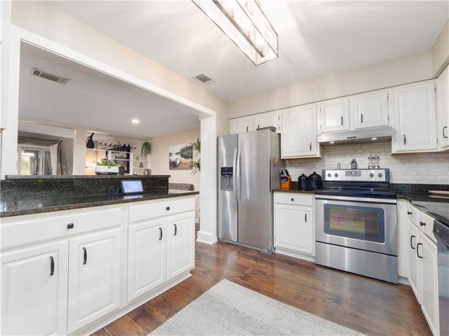 101 Barkentine Court, St Simons Island, GA 31522