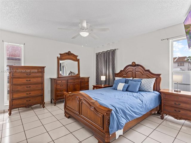 165 SW 113th Ct, Sweetwater, FL 33174