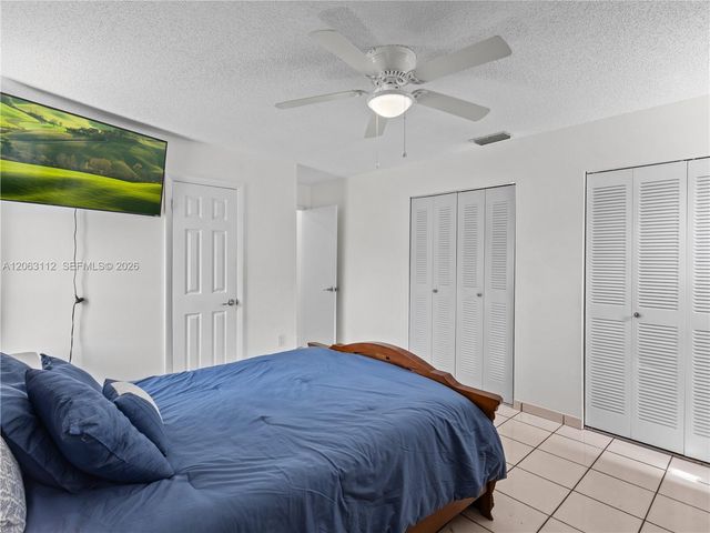 165 SW 113th Ct, Sweetwater, FL 33174