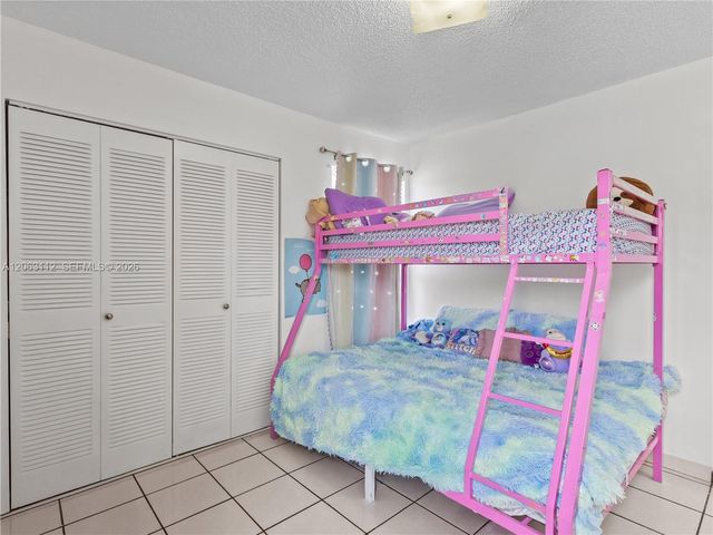 165 SW 113th Ct, Sweetwater, FL 33174
