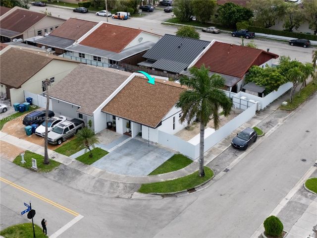 165 SW 113th Ct, Sweetwater, FL 33174