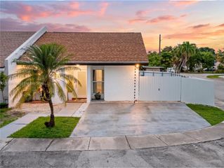 165 SW 113th Ct, Sweetwater, FL 33174