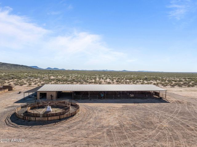 46629 W LURAY Road, Wickenburg, AZ 85390