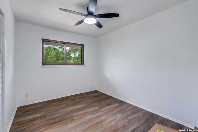 5118 GAWAIN DR, San Antonio, TX 78218