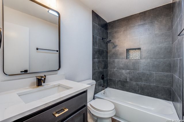 5118 GAWAIN DR, San Antonio, TX 78218