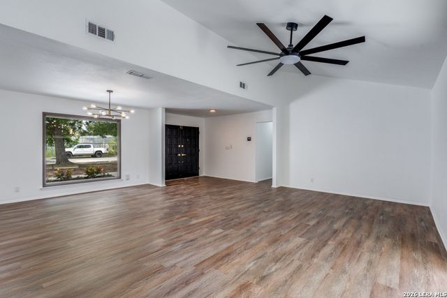 5118 GAWAIN DR, San Antonio, TX 78218