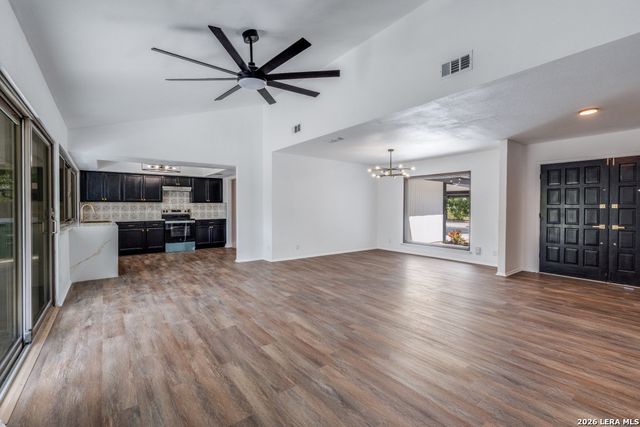 5118 GAWAIN DR, San Antonio, TX 78218